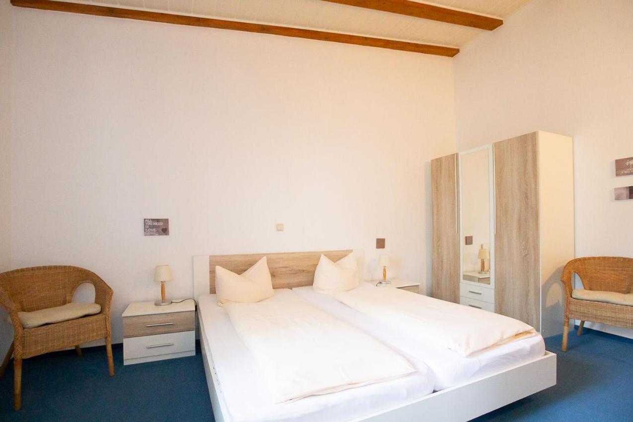 Hotel Dolgesheim Esterno foto