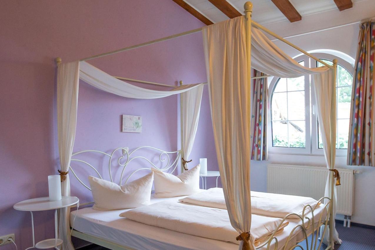 Hotel Dolgesheim Esterno foto